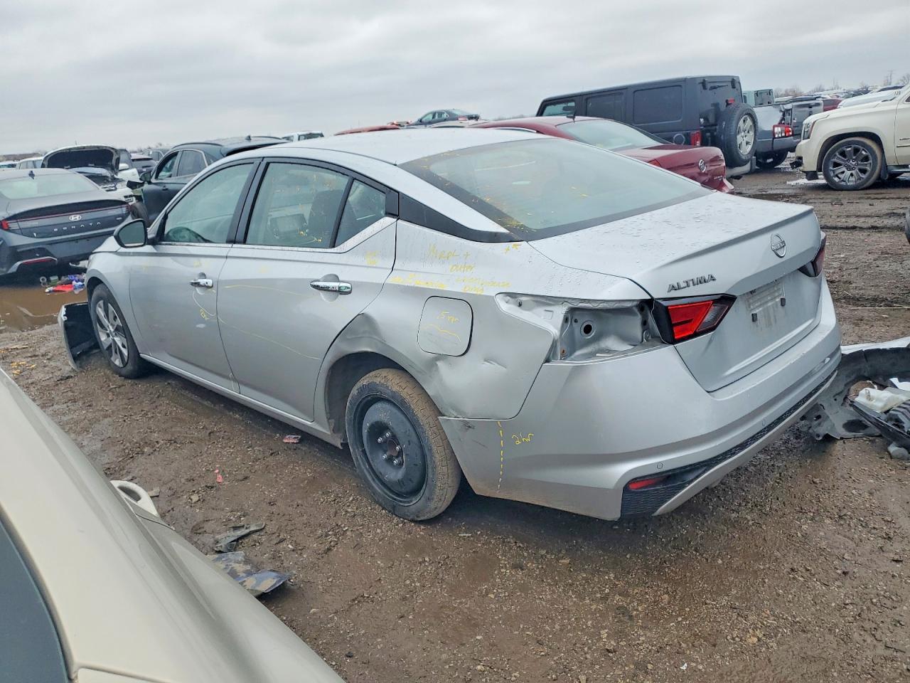 2024 NISSAN ALTIMA S photo 2