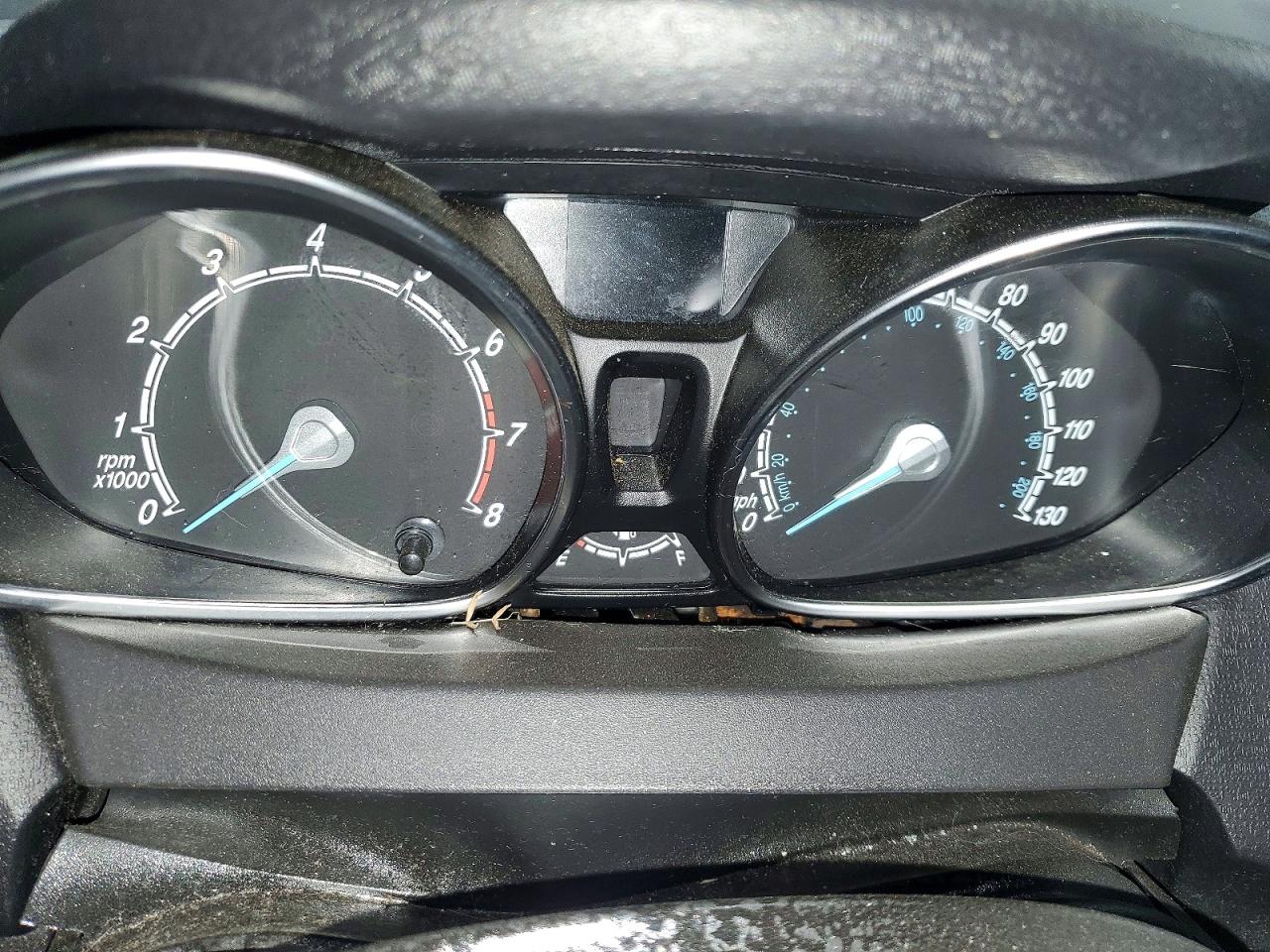 2015 FORD FIESTA SE photo 9