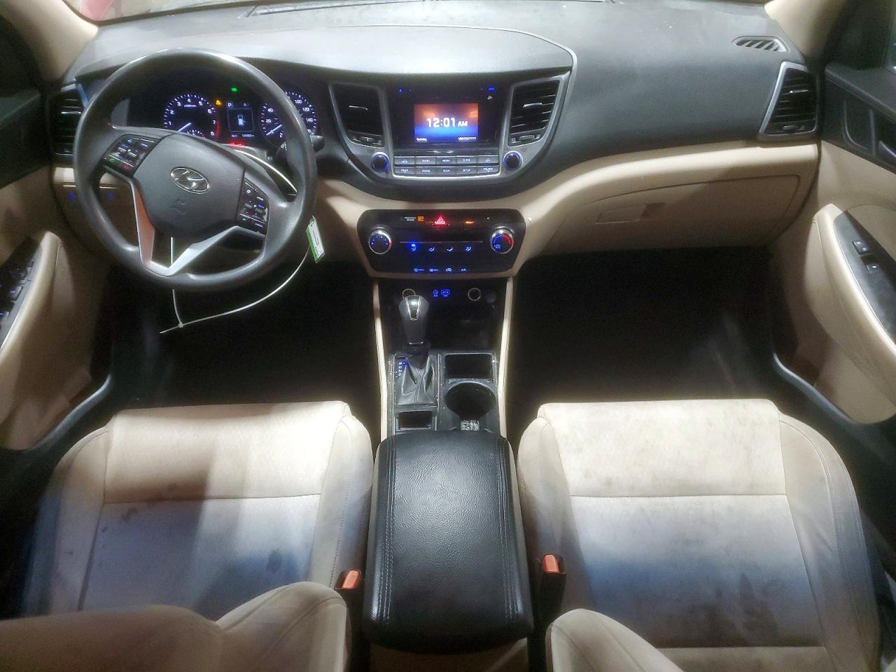 2016 HYUNDAI TUCSON SE photo 8