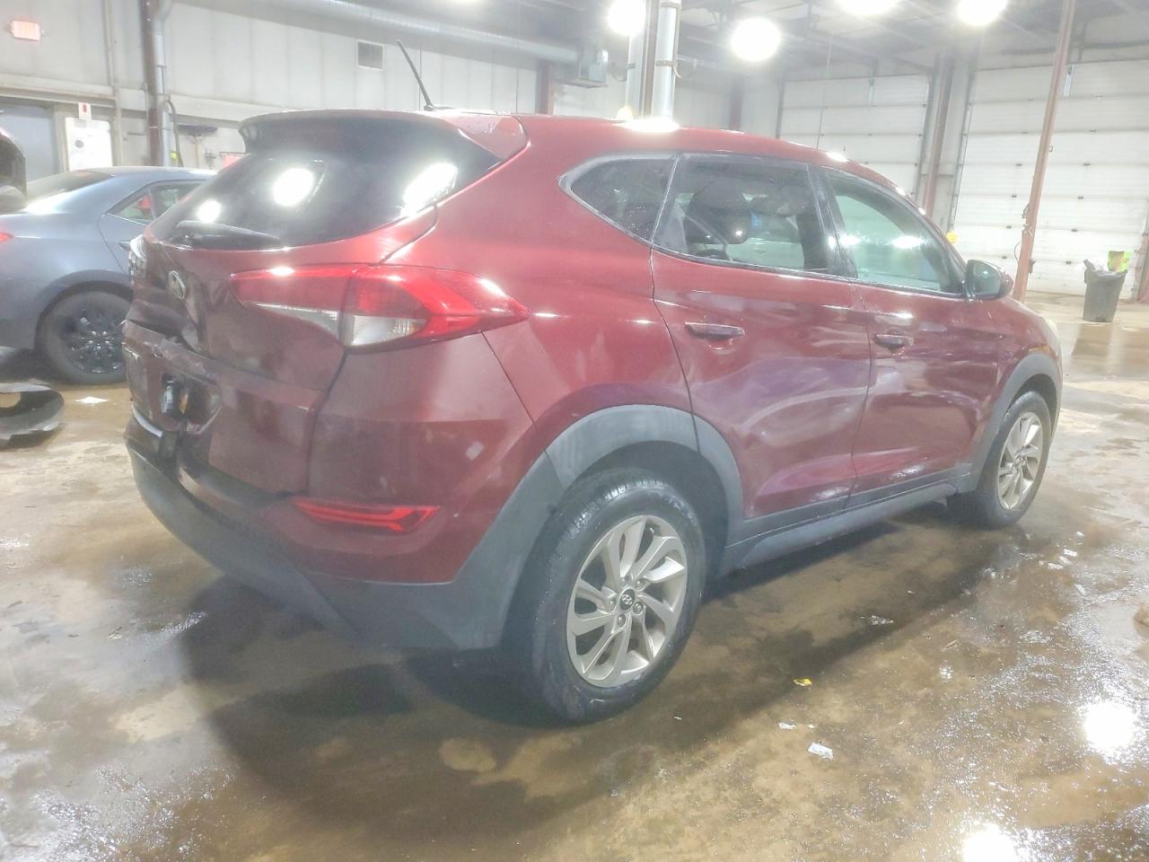 2016 HYUNDAI TUCSON SE photo 3