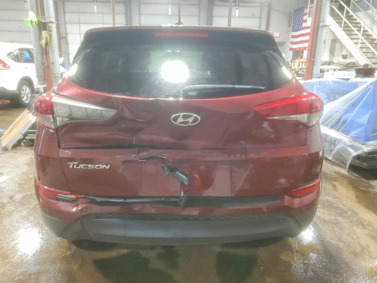 2016 HYUNDAI TUCSON SE photo 6