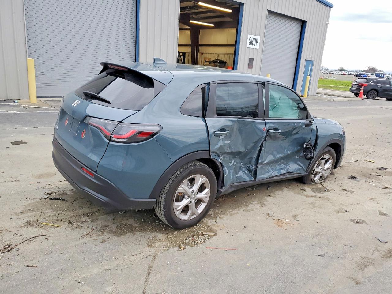 2024 HONDA HR-V LX photo 3
