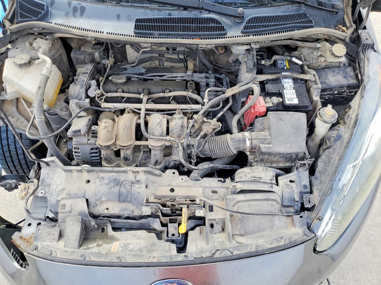2016 FORD FIESTA SE photo 11