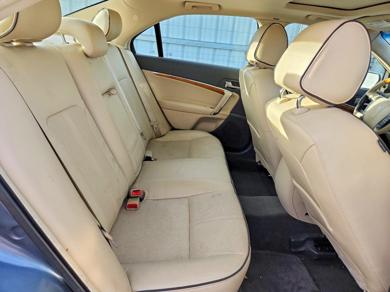 2012 LINCOLN MKZ photo 10