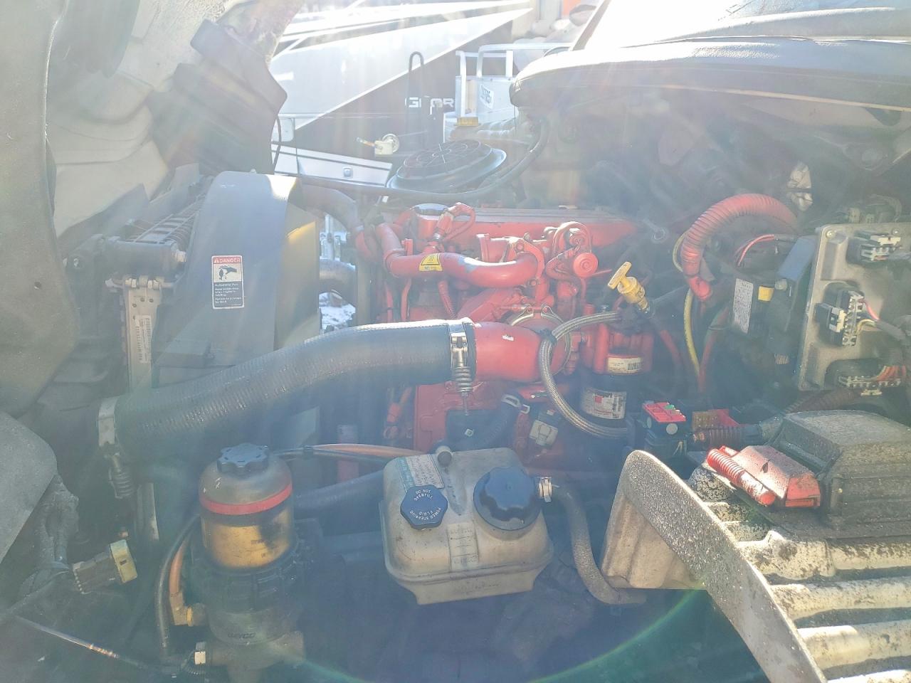 2020 FREIGHTLINER M2 106 MED - BOX TRUCK photo 12