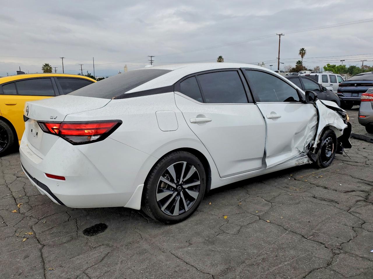 2024 NISSAN SENTRA SV photo 3