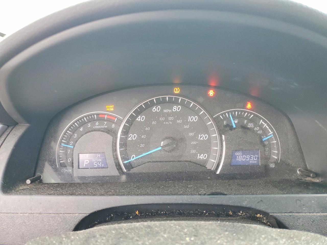 2014 TOYOTA CAMRY L photo 9