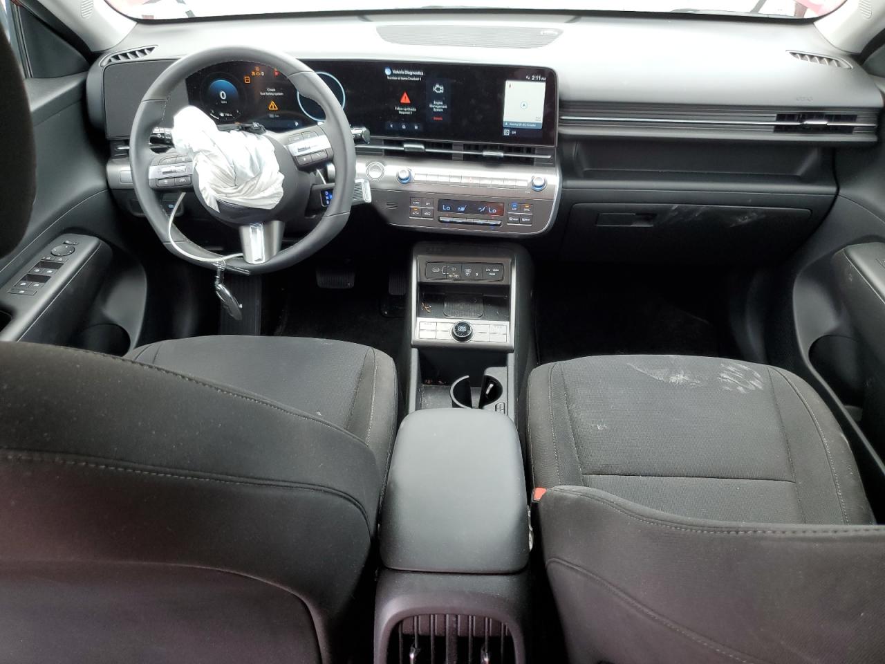 2025 HYUNDAI KONA SEL photo 8