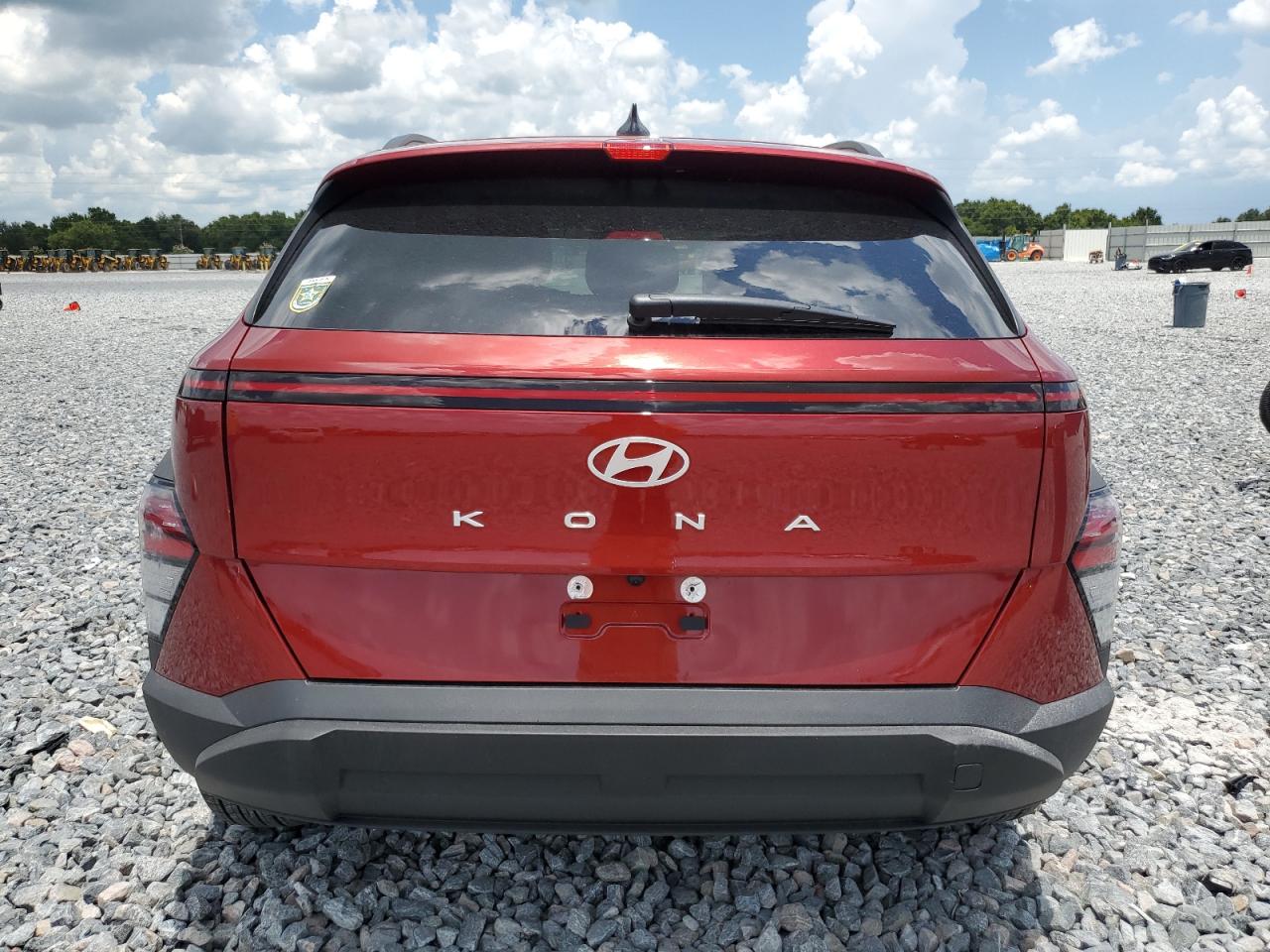 2025 HYUNDAI KONA SEL photo 6