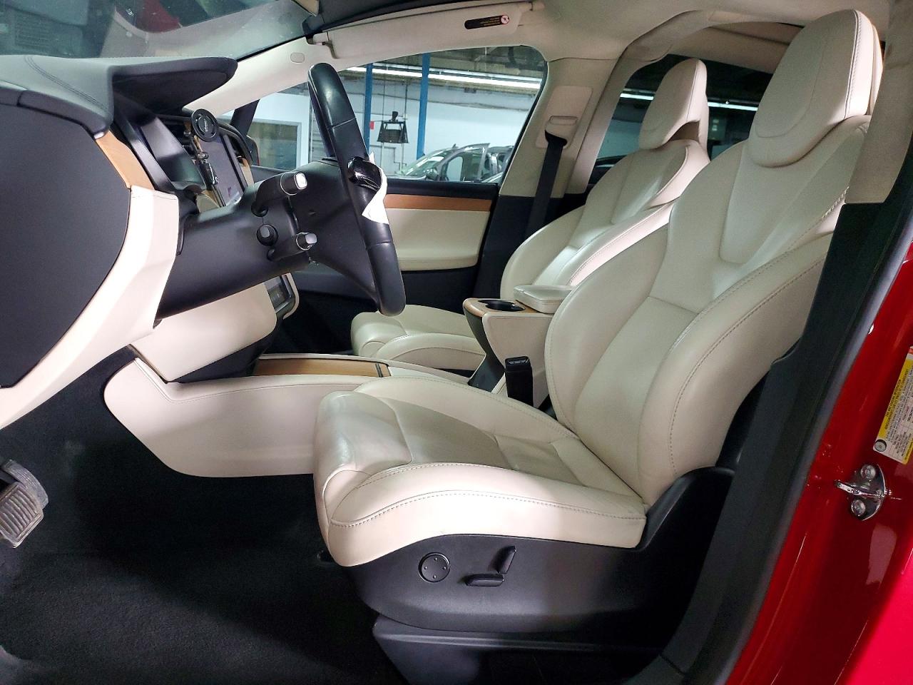 2018 TESLA MODEL X photo 19
