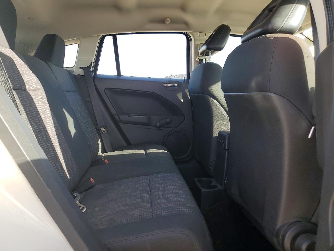 2009 DODGE CALIBER SE photo 28