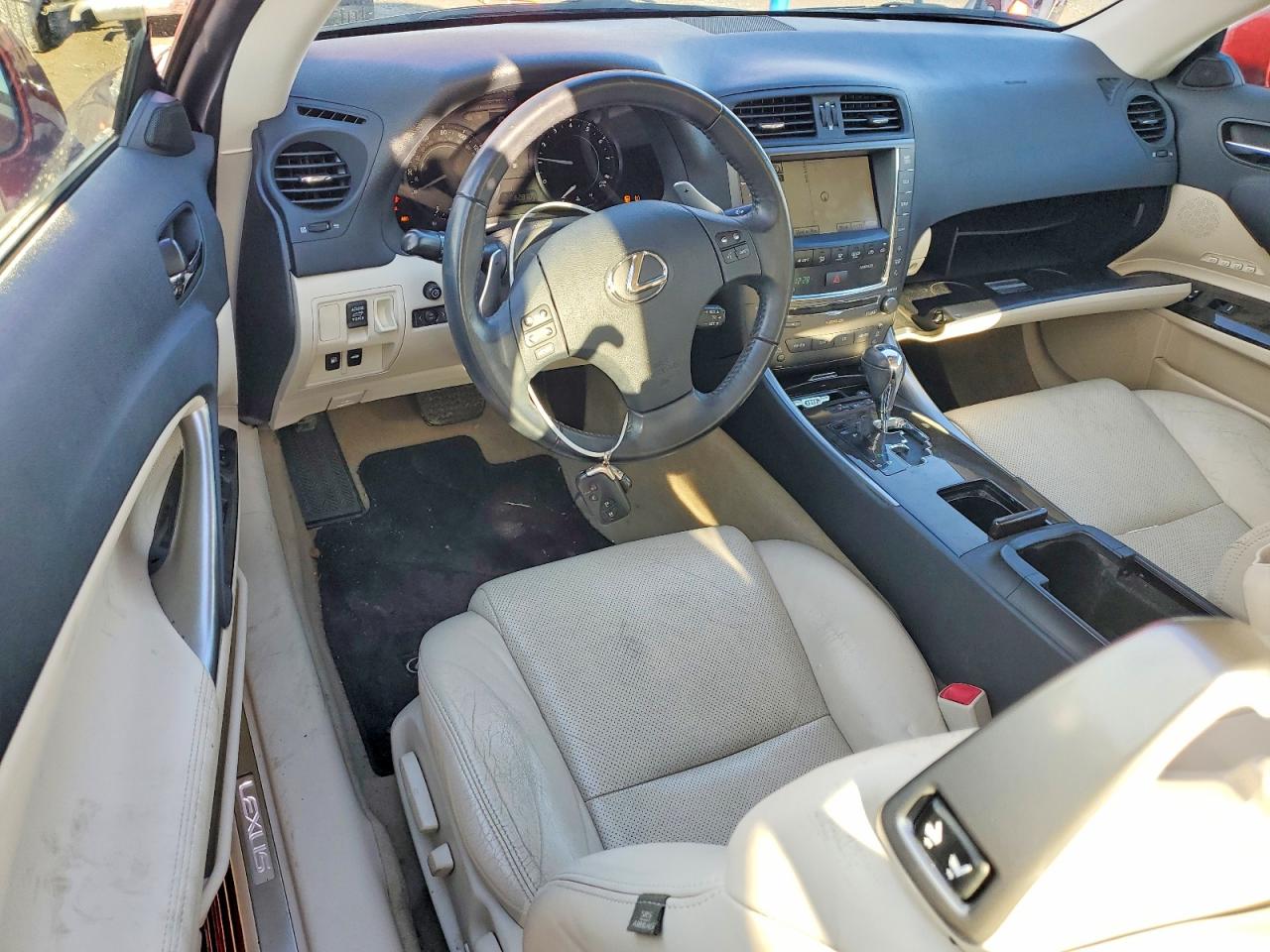 2010 LEXUS IS 250 photo 8