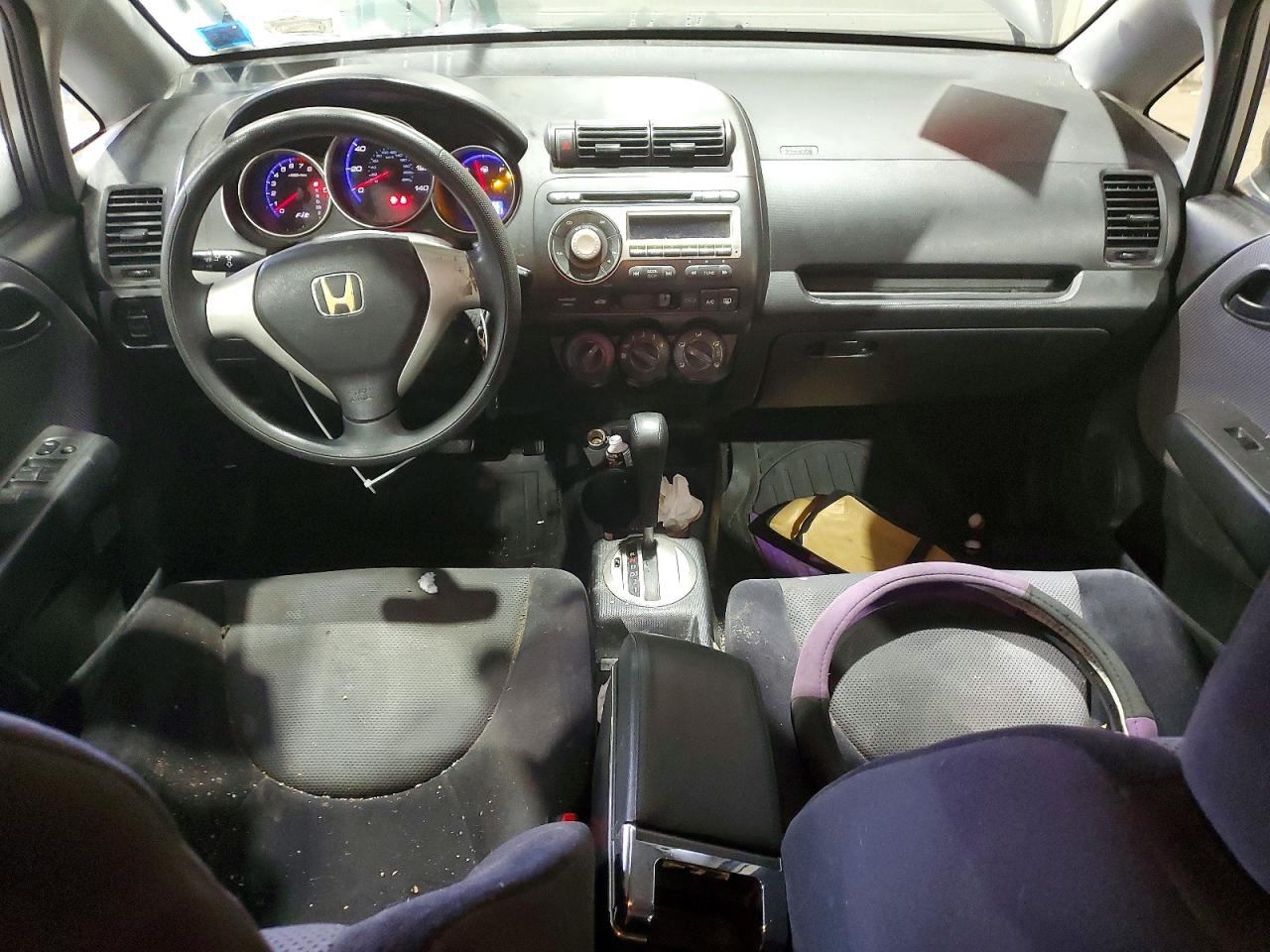 2007 HONDA FIT photo 8