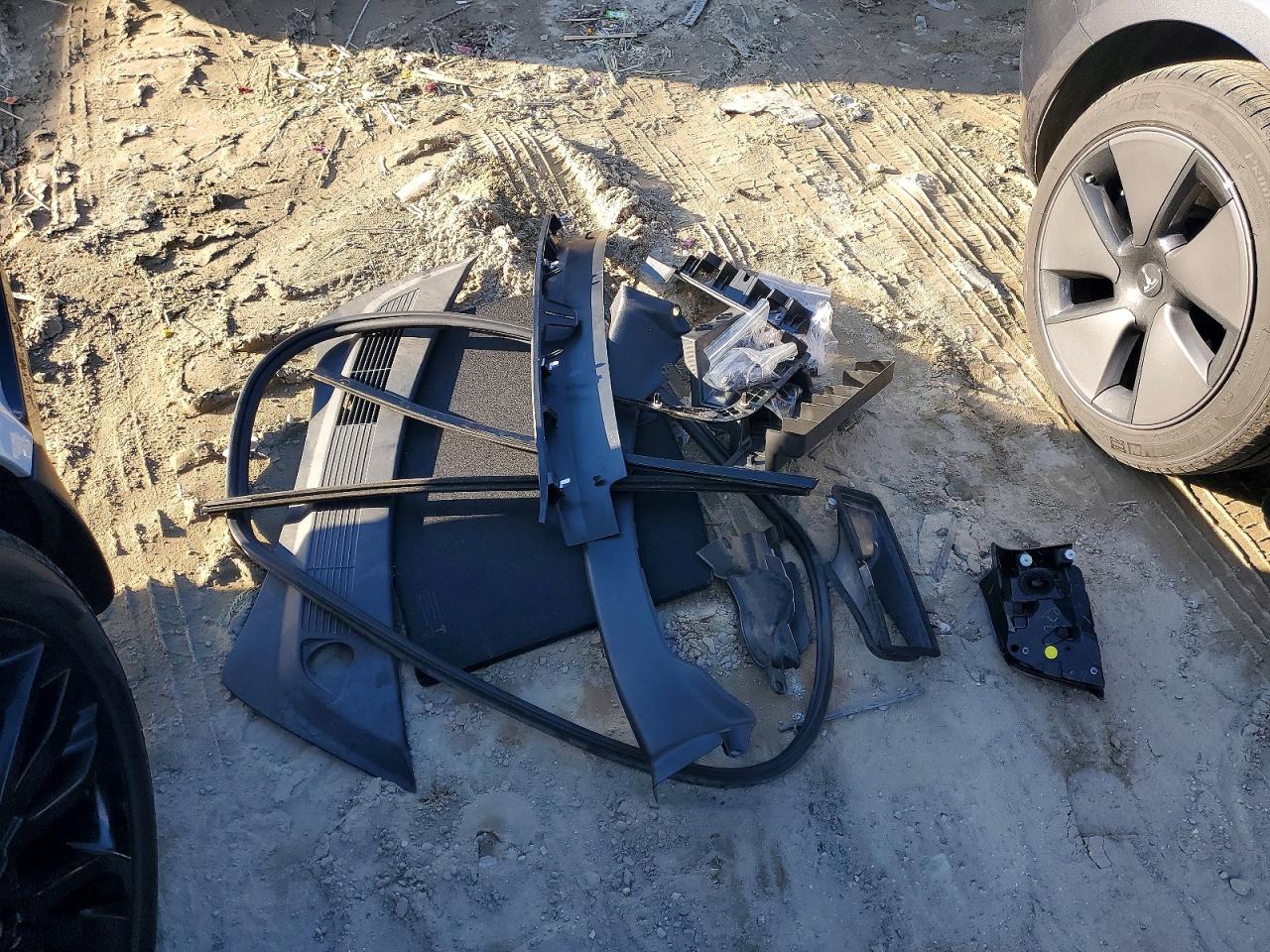 2023 TESLA MODEL 3 photo 12