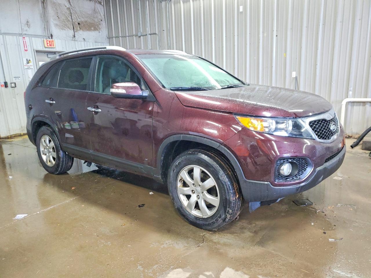 2013 KIA SORENTO LX photo 4