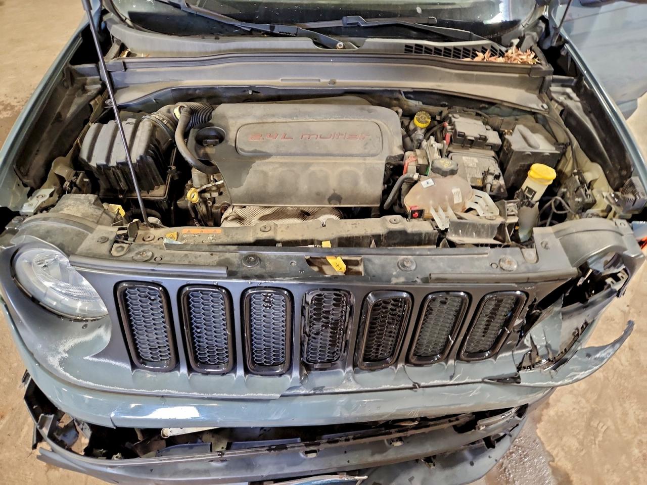 2017 JEEP RENEGADE LATITUDE photo 12