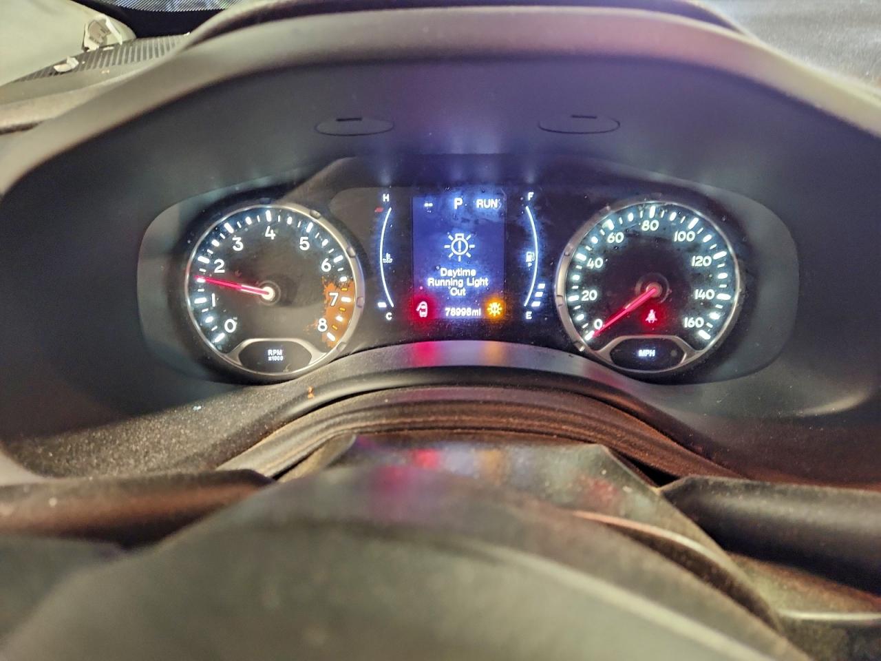 2017 JEEP RENEGADE LATITUDE photo 9