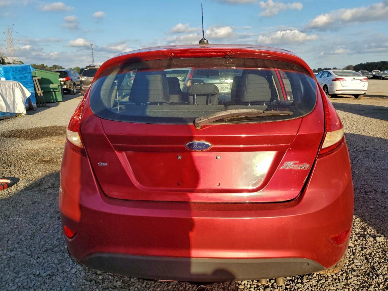 2011 FORD FIESTA SE photo 6
