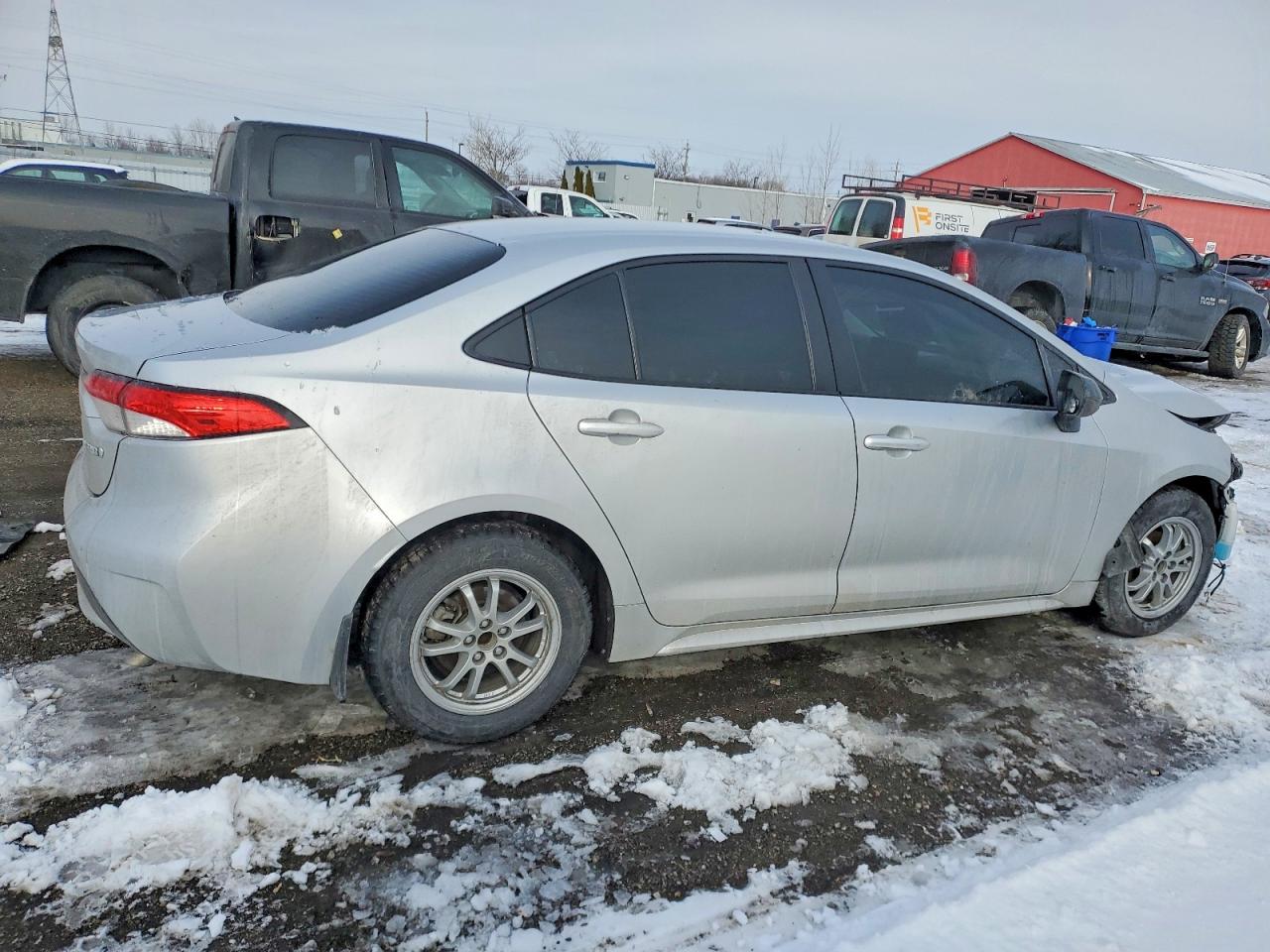 2022 TOYOTA COROLLA photo 3