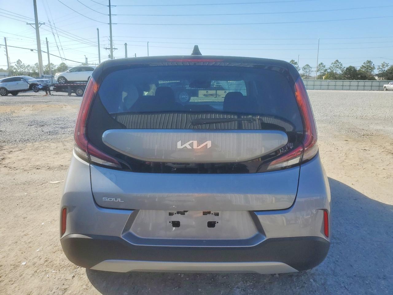 2025 KIA SOUL LX photo 6