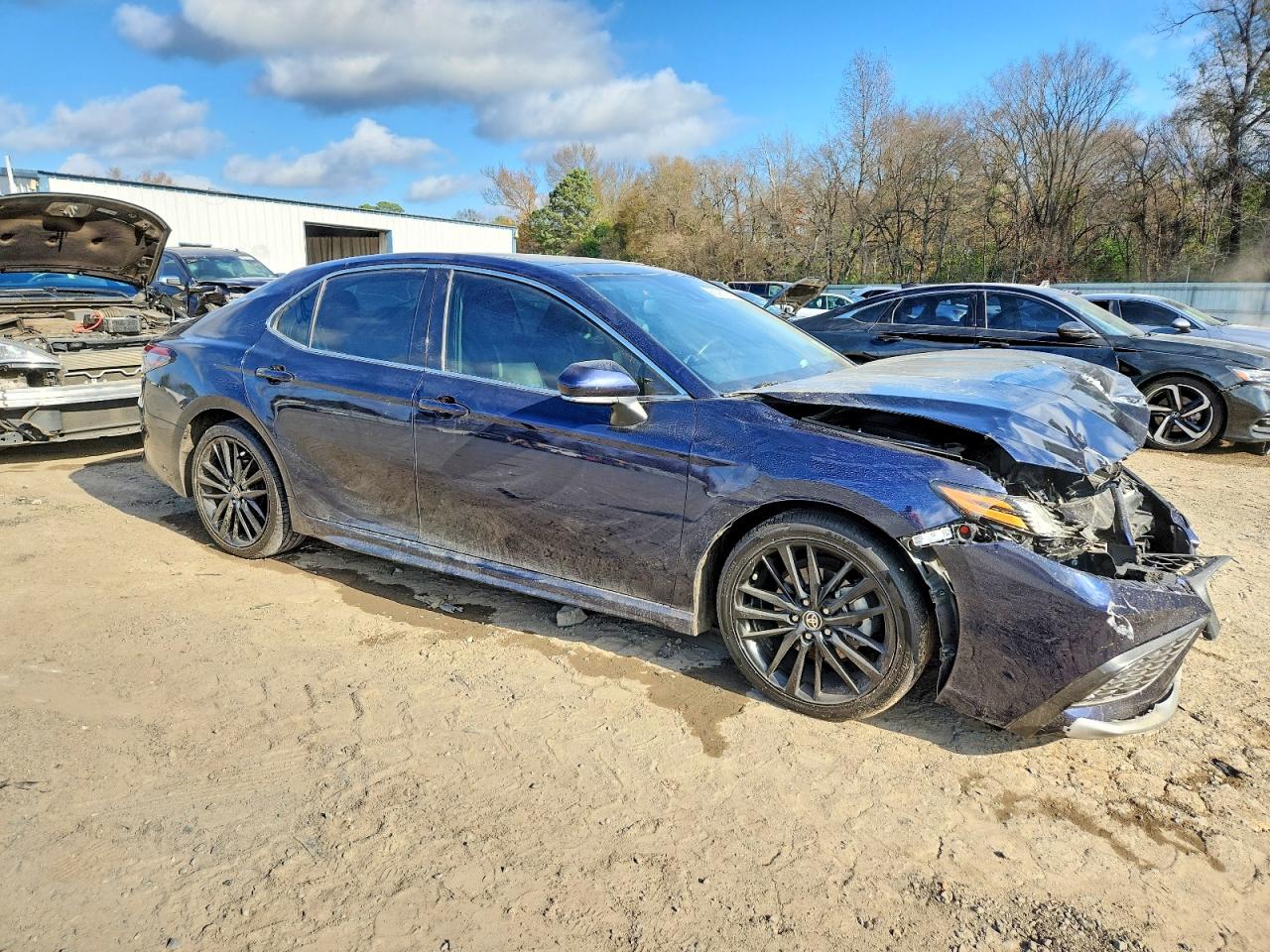 2021 TOYOTA CAMRY XSE photo 4