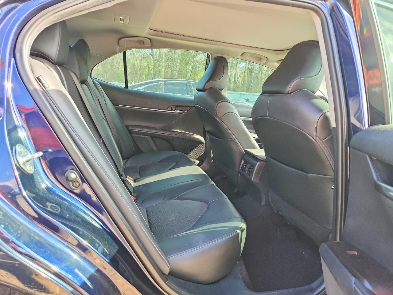 2021 TOYOTA CAMRY XSE photo 10