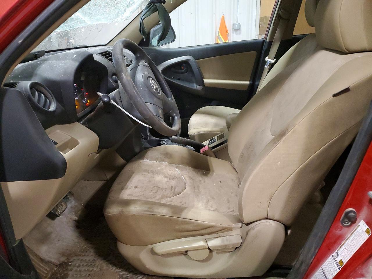 2010 TOYOTA RAV4 photo 13