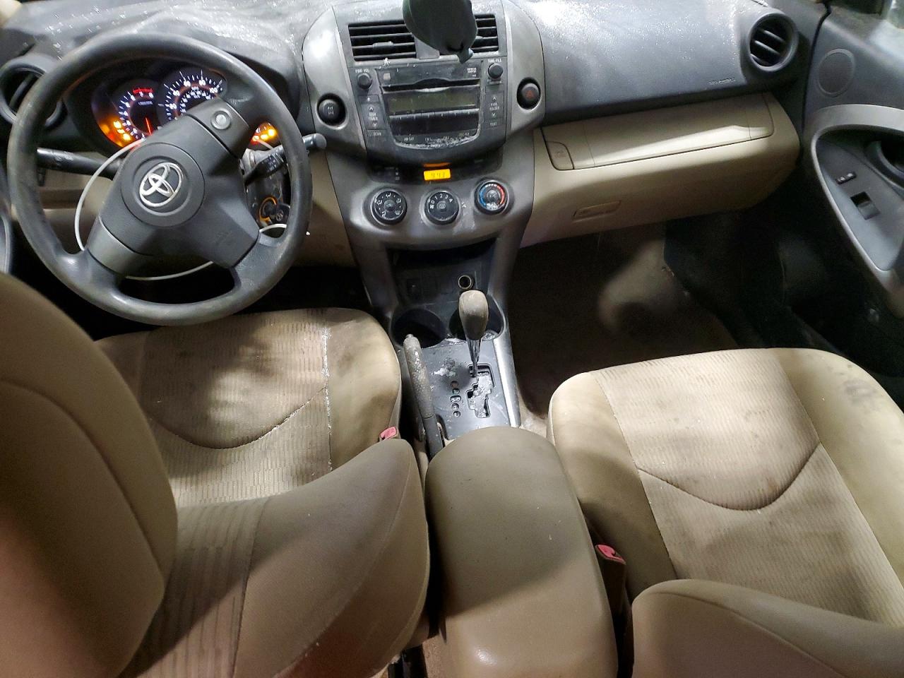2010 TOYOTA RAV4 photo 15