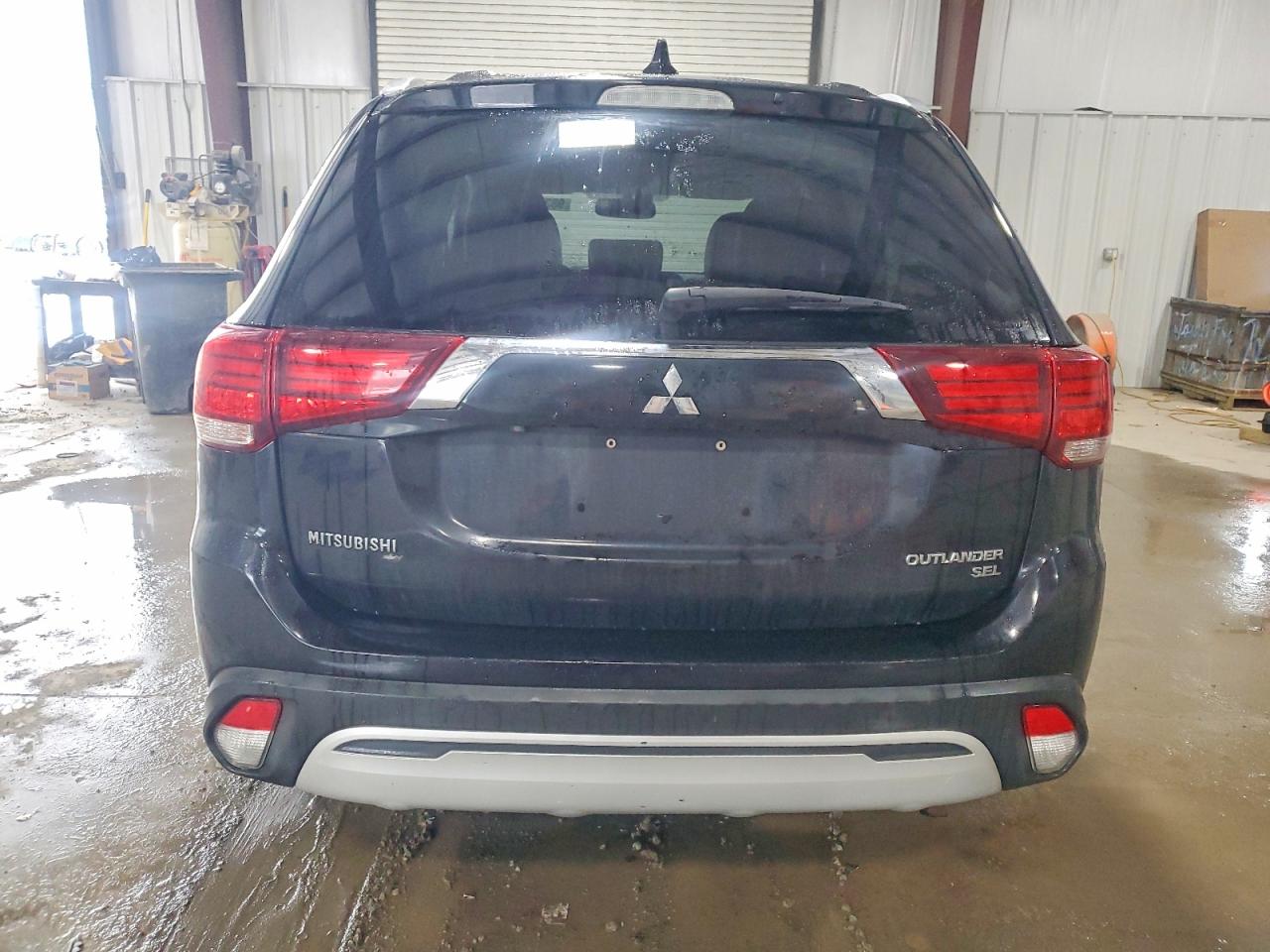 2019 MITSUBISHI OUTLANDER SE photo 6