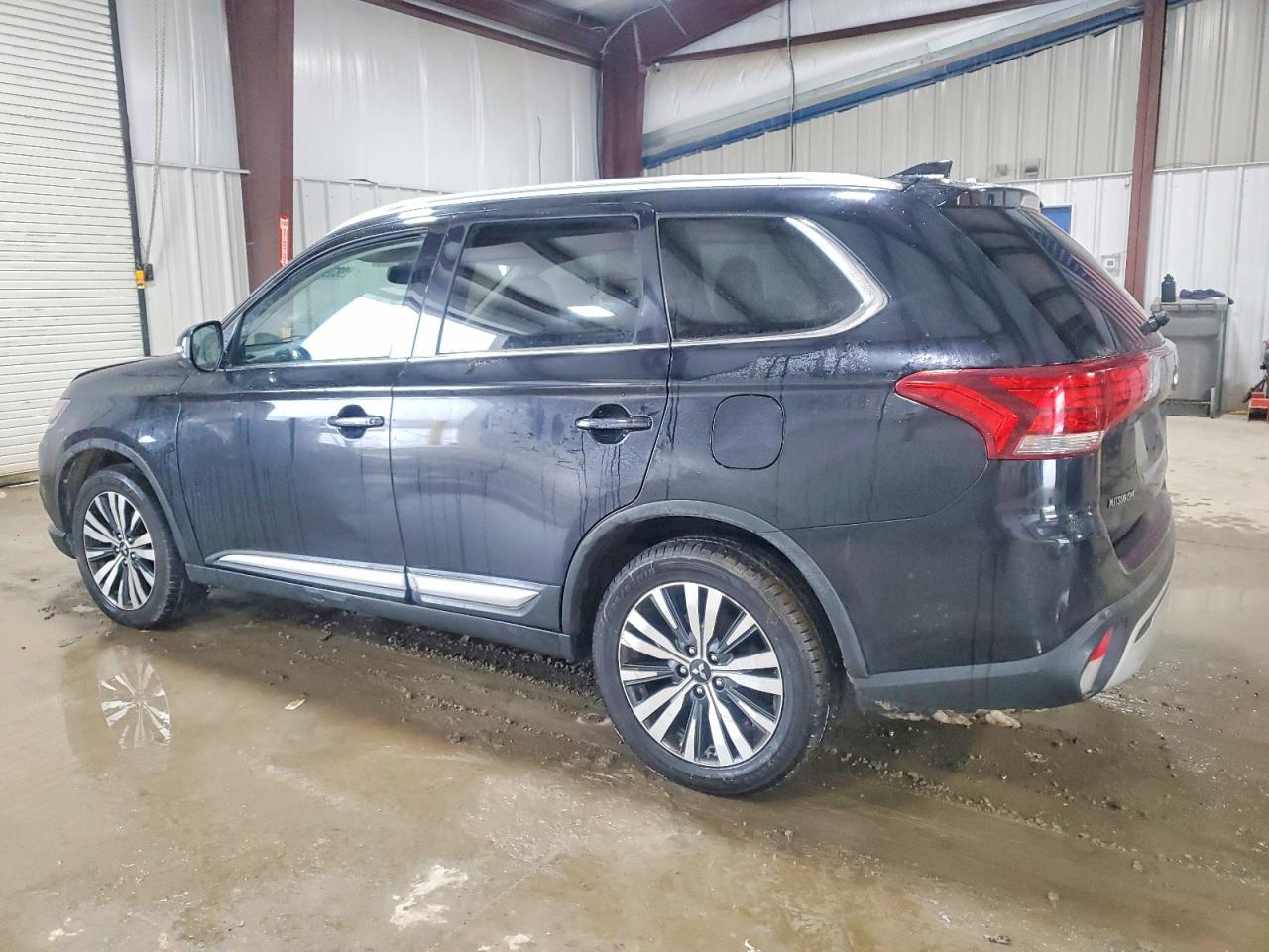 2019 MITSUBISHI OUTLANDER SE photo 2