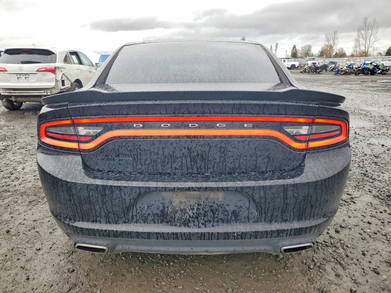 2017 DODGE CHARGER SE photo 6