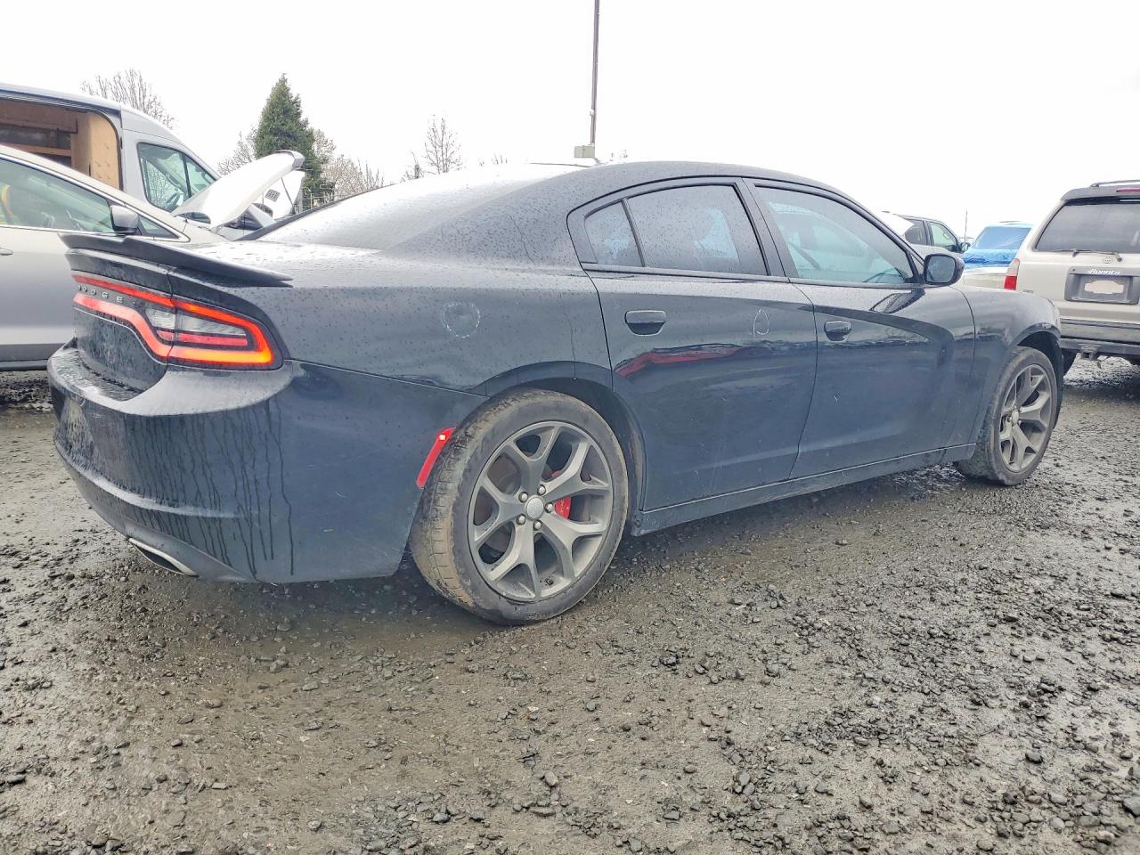 2017 DODGE CHARGER SE photo 3