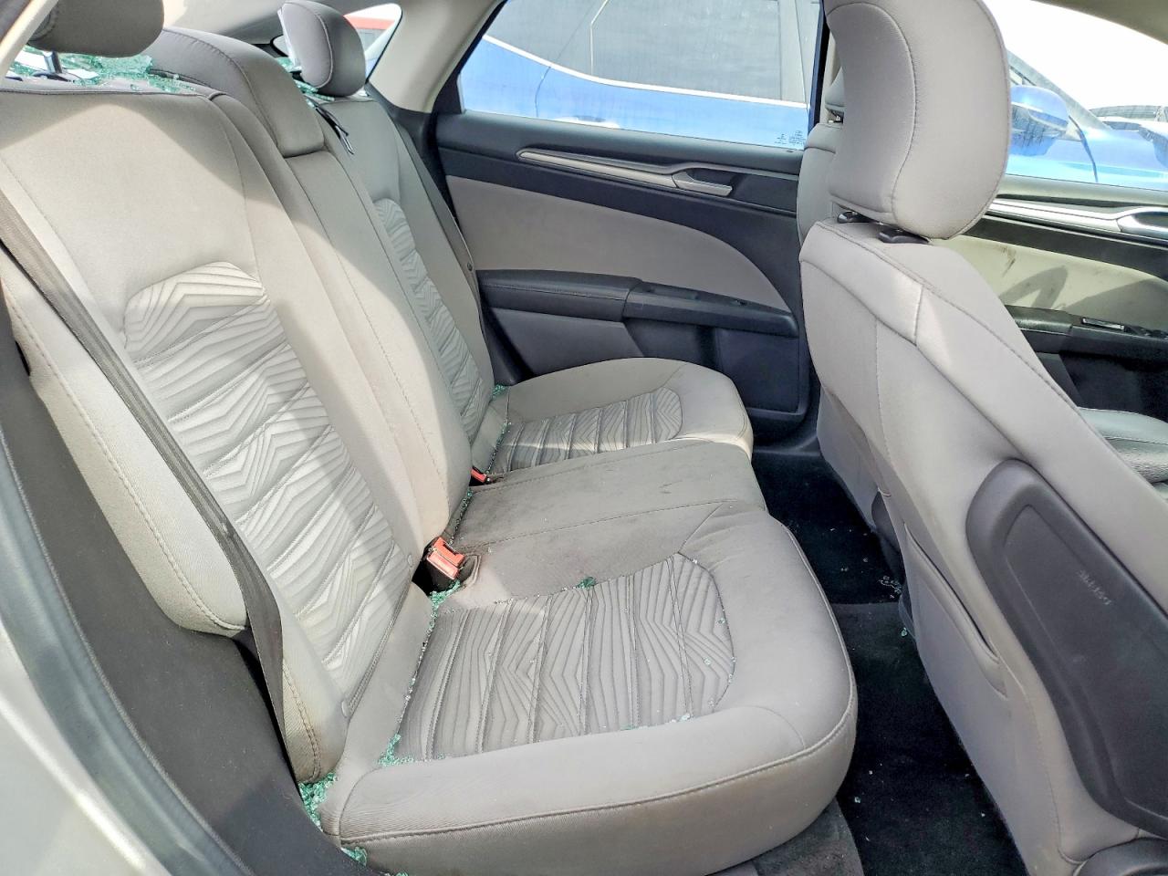 2016 FORD FUSION S photo 28