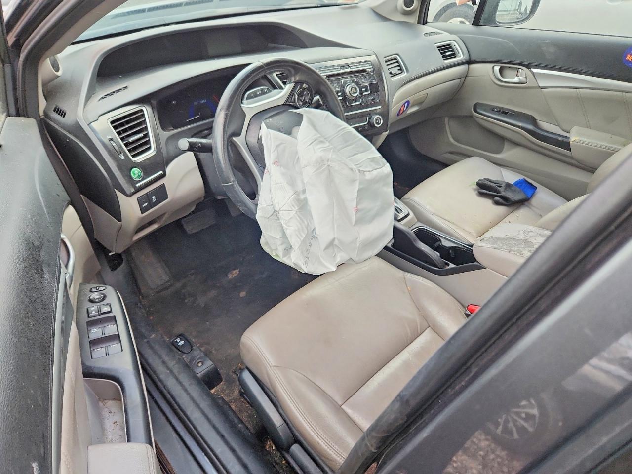 2013 HONDA CIVIC HYBRID L photo 8