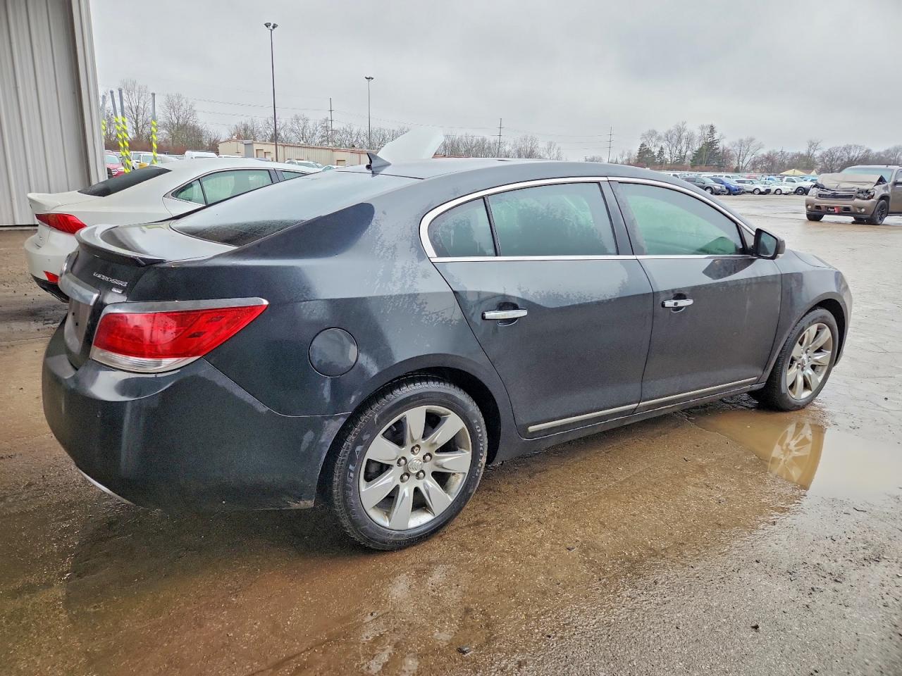2010 BUICK LACROSSE CXS photo 3