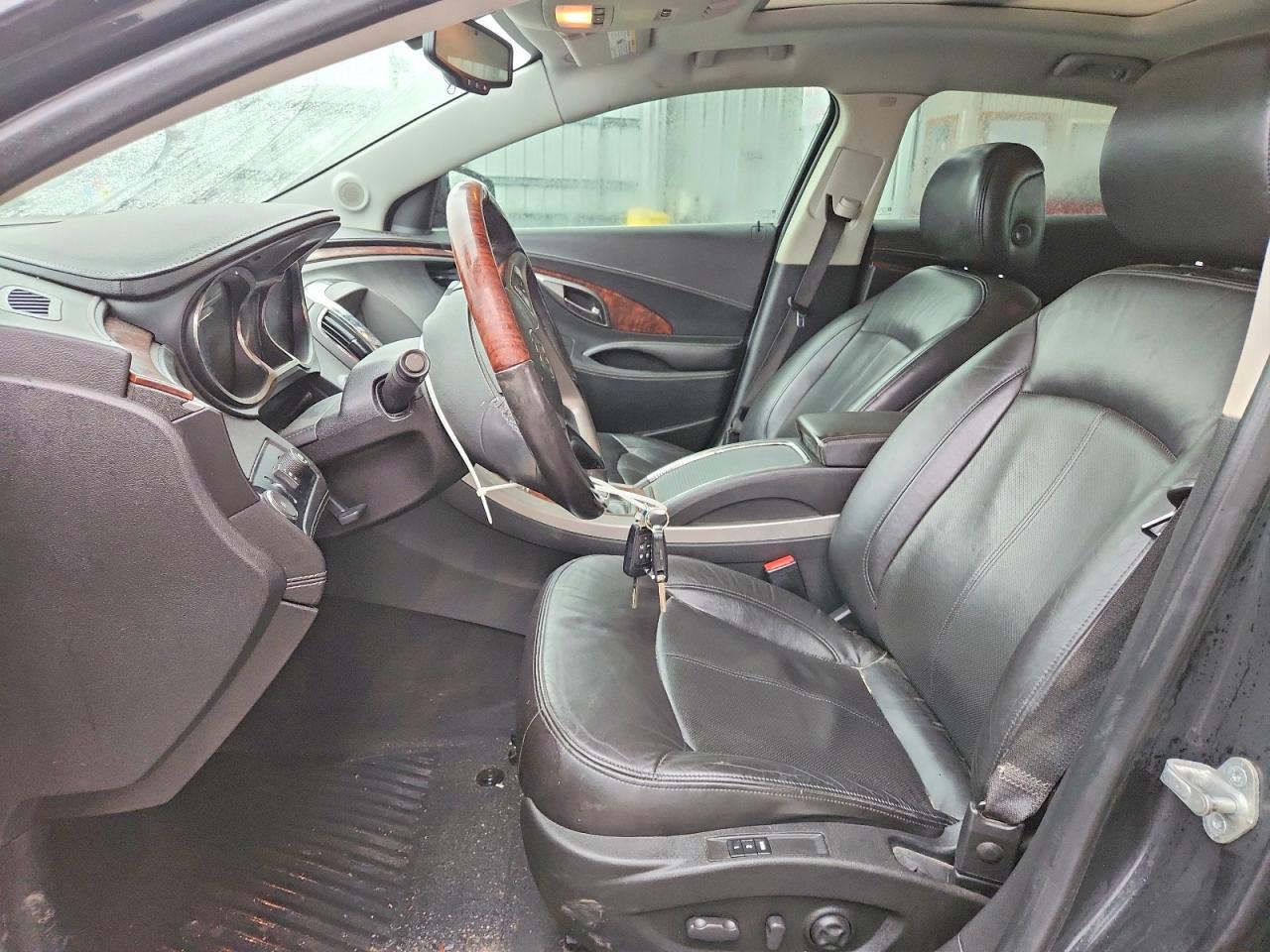 2010 BUICK LACROSSE CXS photo 7