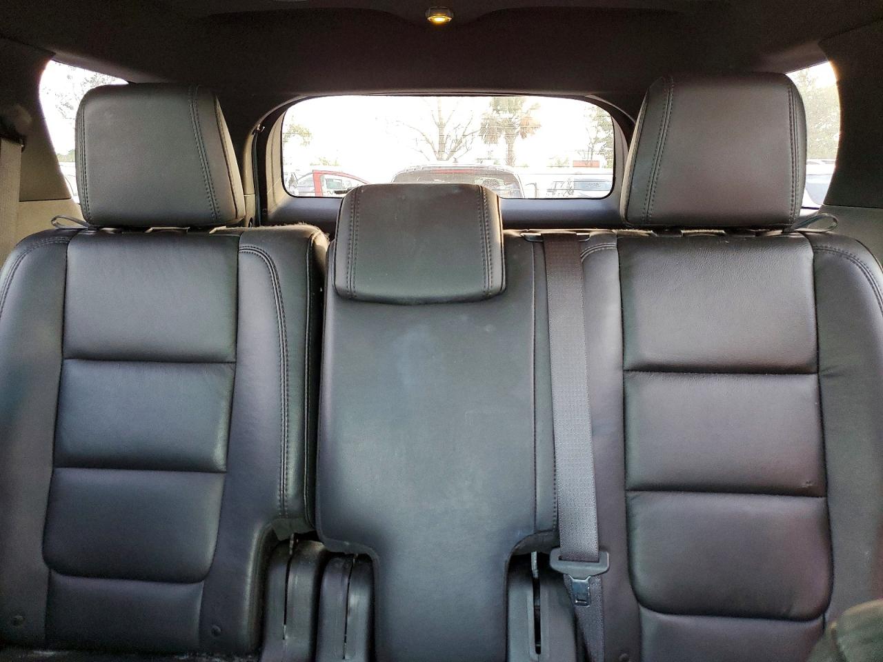 2015 FORD EXPLORER XLT photo 19