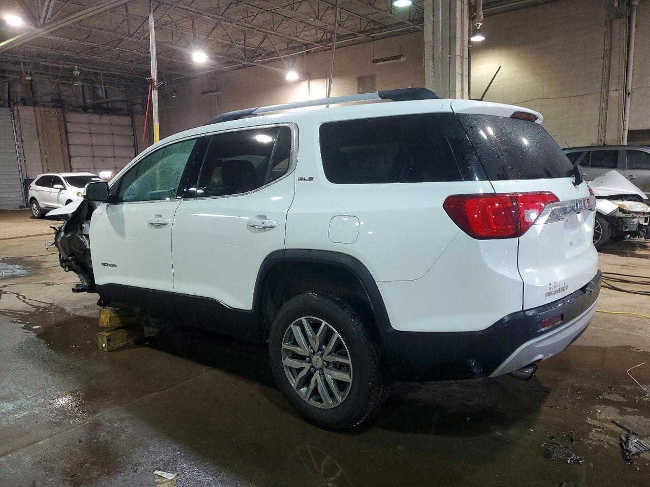 2019 GMC ACADIA SLE photo 2