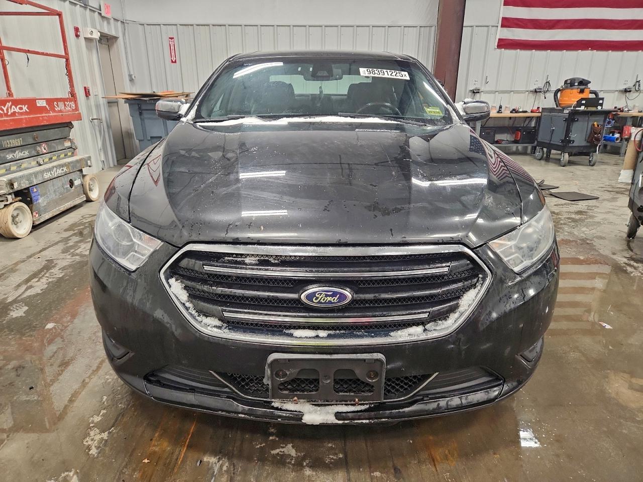 2015 FORD TAURUS LIMITED photo 5