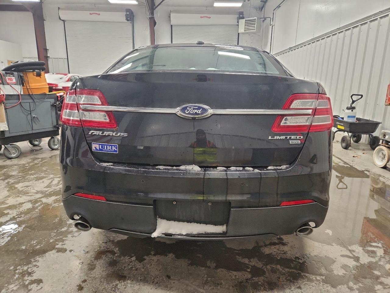 2015 FORD TAURUS LIMITED photo 6