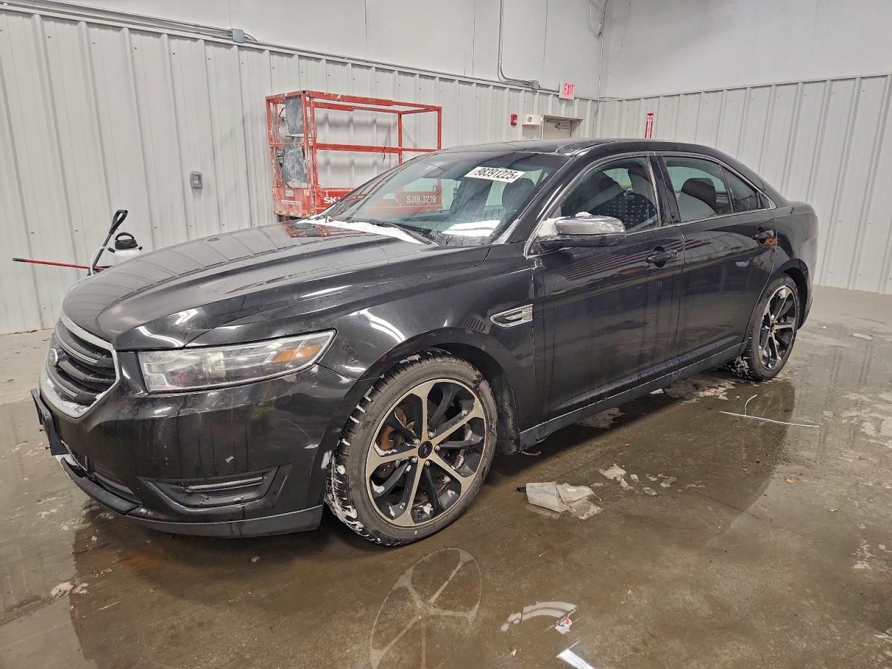 2015 FORD TAURUS