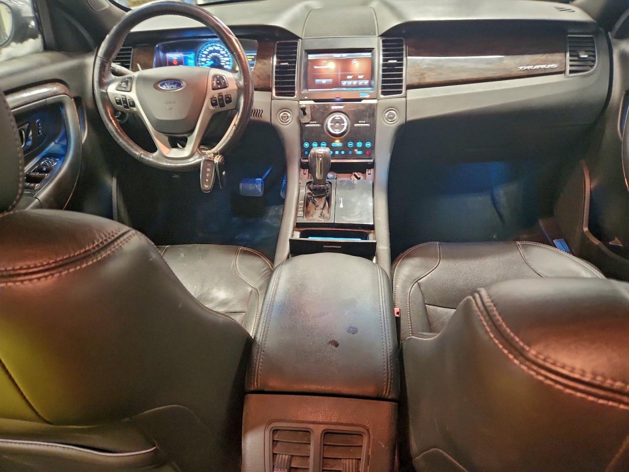 2015 FORD TAURUS LIMITED photo 8