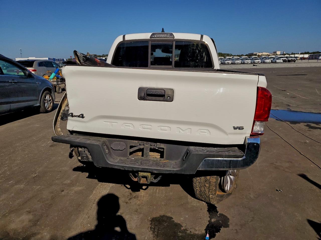 2017 TOYOTA TACOMA DOUBLE CAB photo 6
