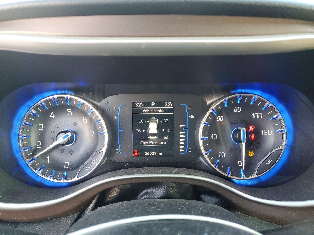 2019 CHRYSLER PACIFICA TOURING L photo 9