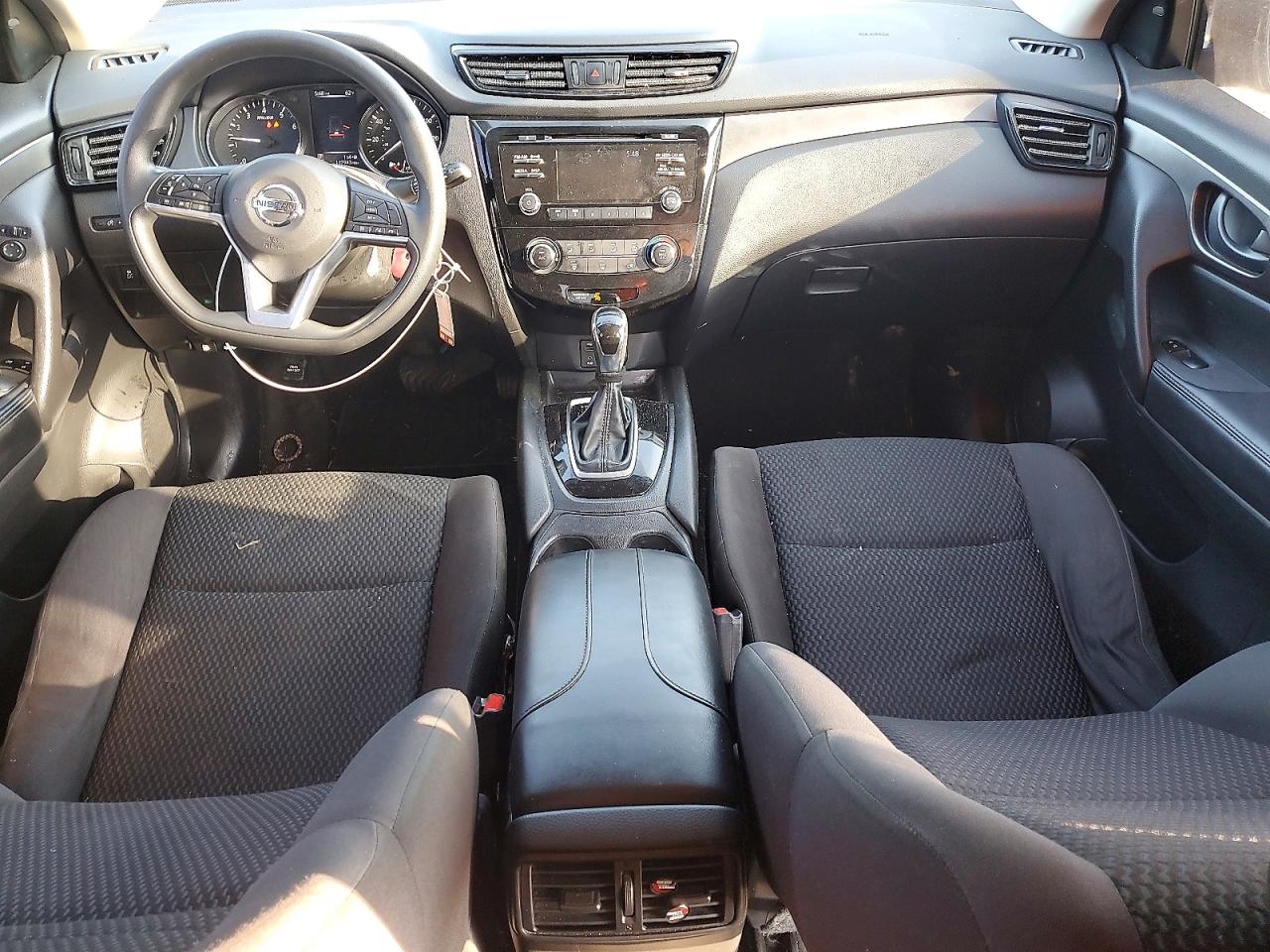 2018 NISSAN ROGUE SPORT S photo 8