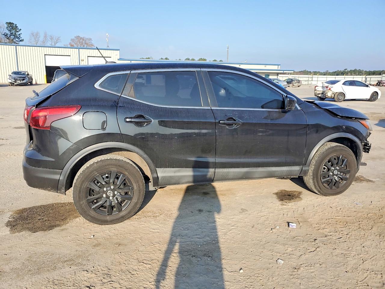 2018 NISSAN ROGUE SPORT S photo 3