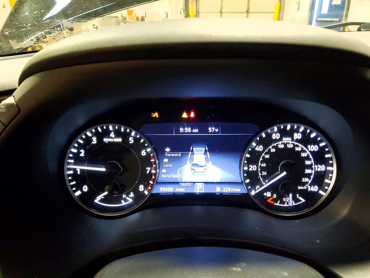 2021 NISSAN ARMADA SV photo 9