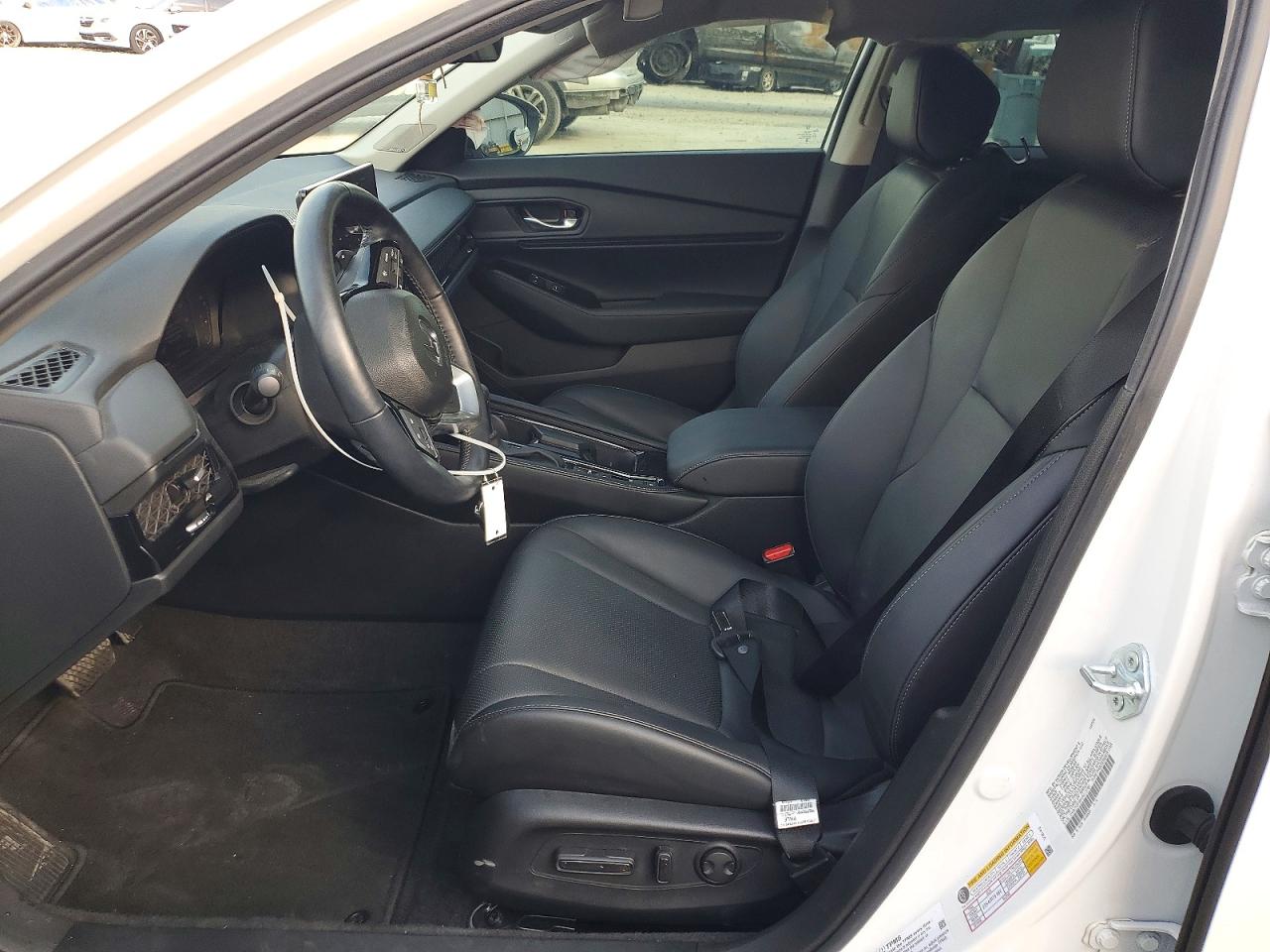 2025 HONDA ACCORD TOURING HYBRID photo 7