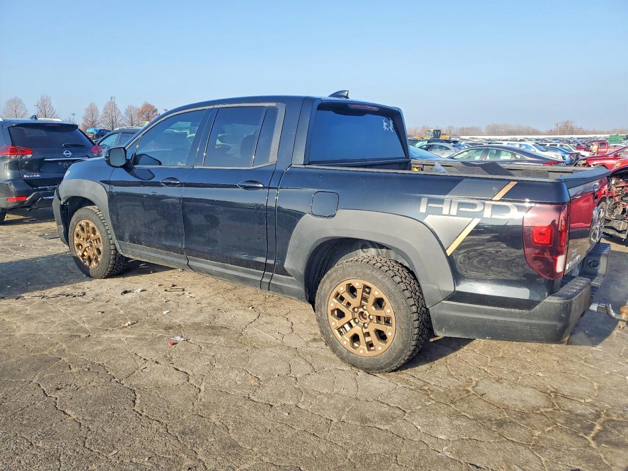 2021 HONDA RIDGELINE SPORT photo 2