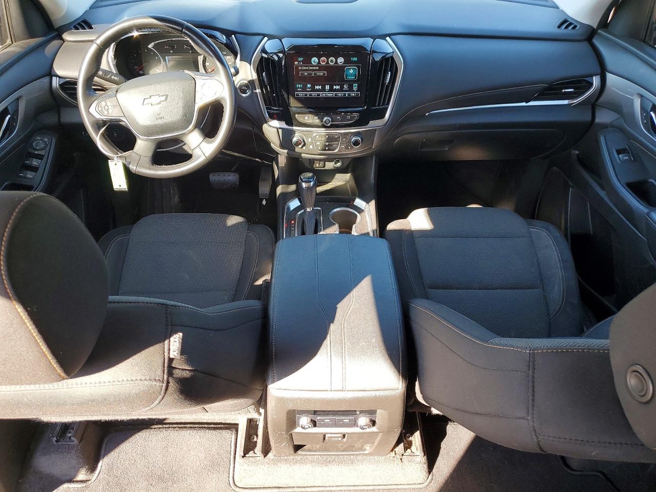2019 CHEVROLET TRAVERSE LT photo 8